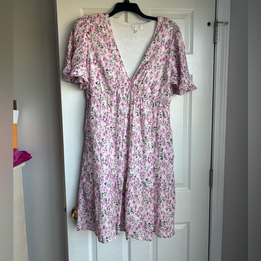 She + Sky Pink Floral V-Neck Mini Dress